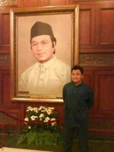 with my other leader idol~tun dr. mahathir..the1&0nly
